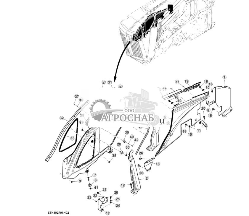 Боковая крышка двигателя, двигатель FT4 объемом 15,0 L, правая сторона (807001 - ) - ST945114 847.jpg